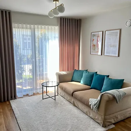 Cosy 2 Bedroom In Apartamento Pärnu