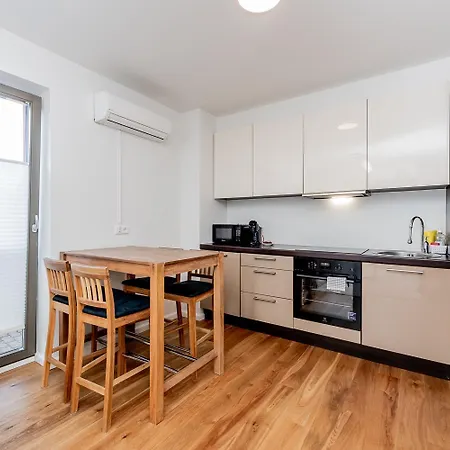 Cosy 2 Bedroom In Apartamento *